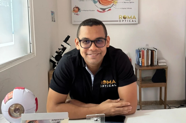 Dr. Carlos Rodríguez